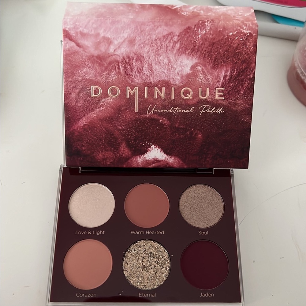 Dominique Unconditional Makeup Palette